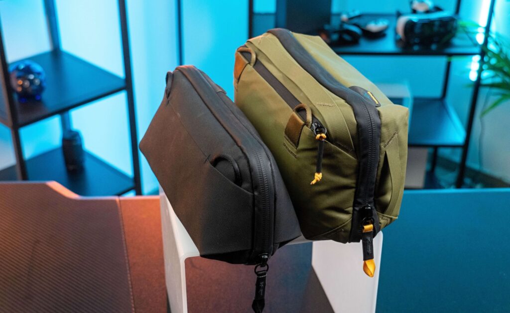 Tech Pouch v bežnej a zmenšenej verzii