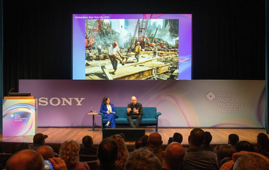 Joel Meyerowitz pri svojej prednáške