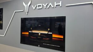 Navštívili sme fabriku Voyah v Číne. Luxusné elektromobily ukázali svoje tromfy