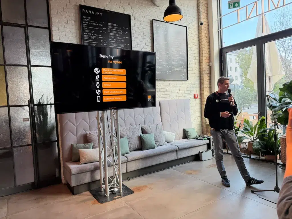 K Super paušálom od Orangeu si môžete zvoliť 1 alebo 2 benefity zadarmo