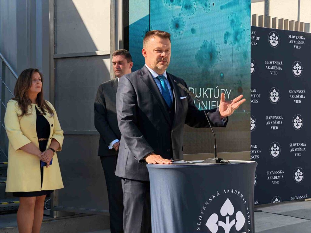 superpocitac perun sav ludia