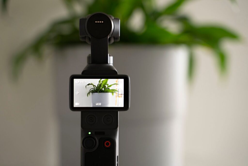DJI Osmo Pocket 4