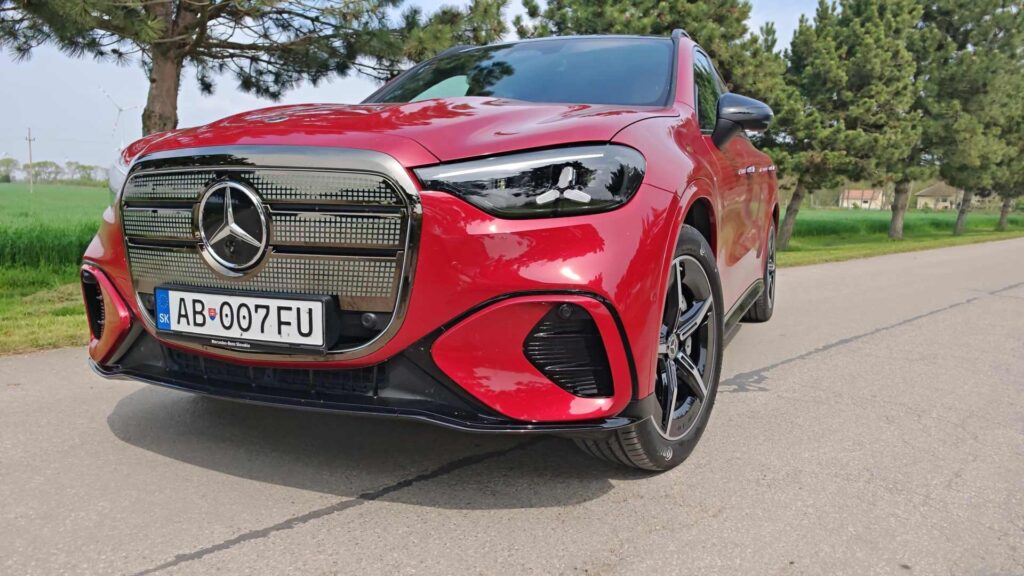 Mercedes GLC 400 4MATIC with EQ Technology