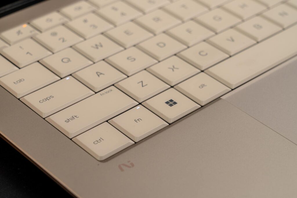 HP OmniBook Ultra 14