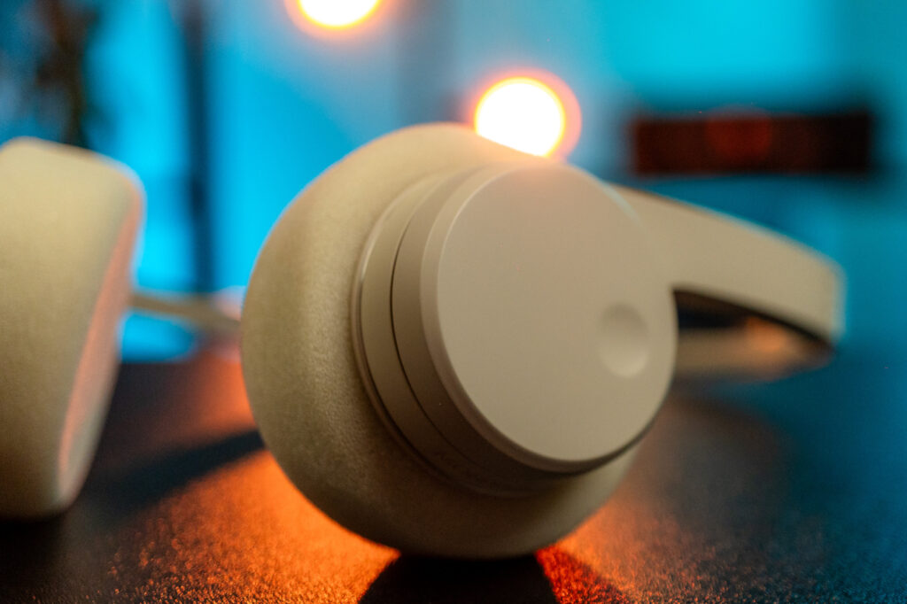 MONDO Freestyle Headphones