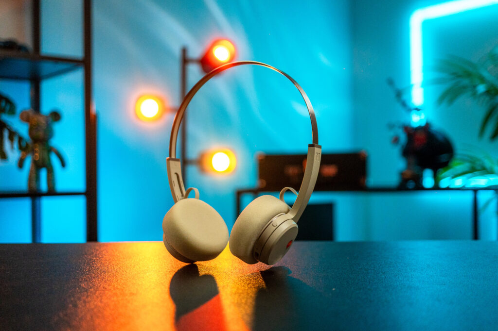 MONDO Freestyle Headphones