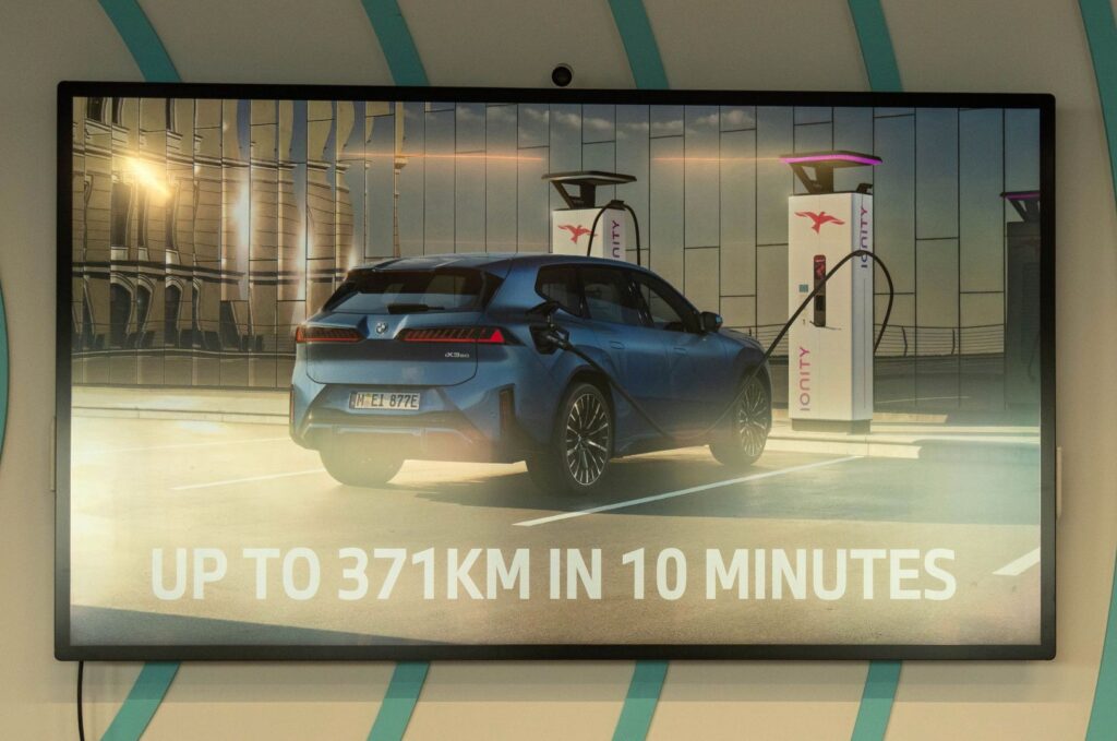 Rýchlosť nabíjania BMW iX3