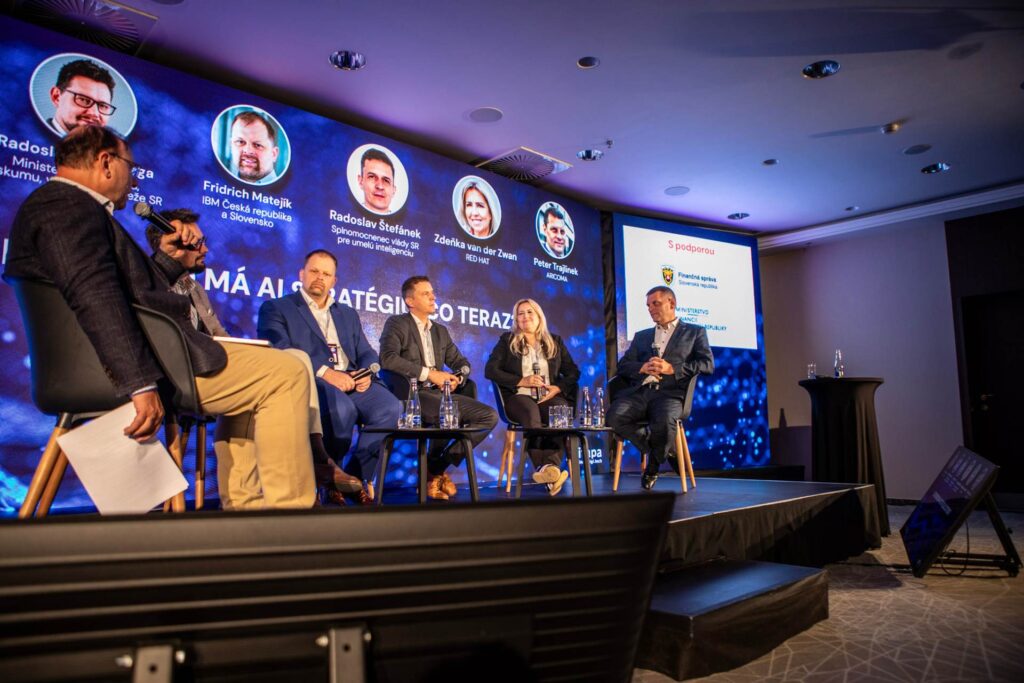 Panelová diskusia ITAPA 2026 Stratégia AI