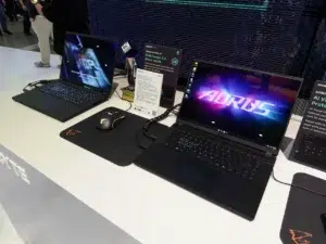 GIGABYTE AORUS MASTER 16