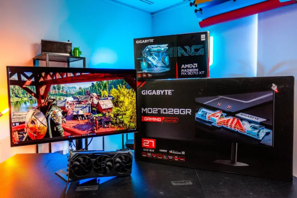 GIGABYTE Radeon RX 9070 XT GAMING OC 16G
