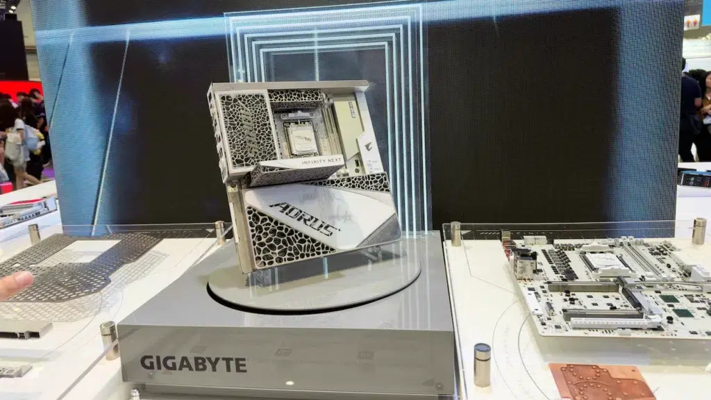 GIGABYTE X870E AORUS INFINITY NEXT