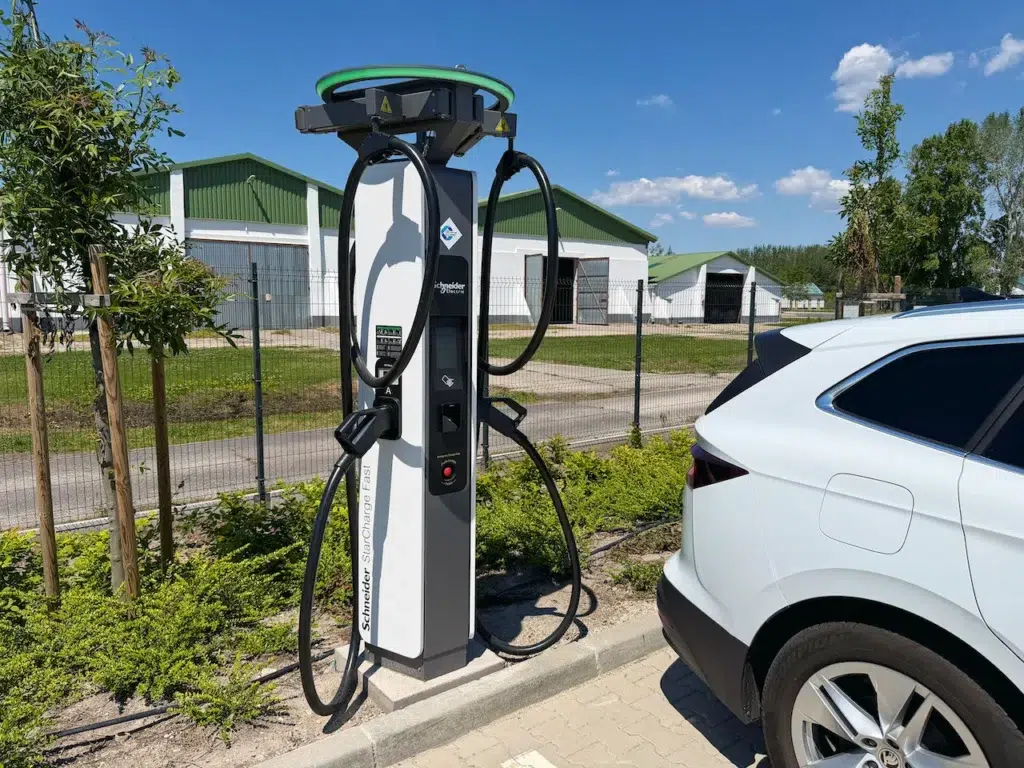 Schneider StarCharge Fast 720