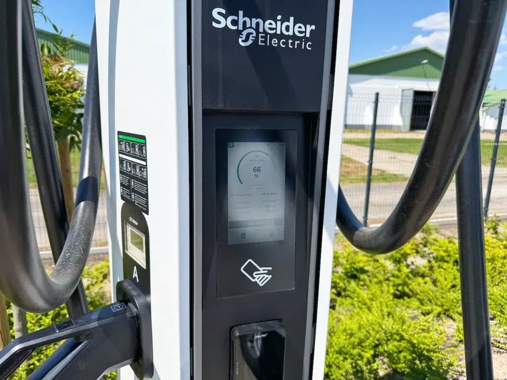Schneider StarCharge Fast 720