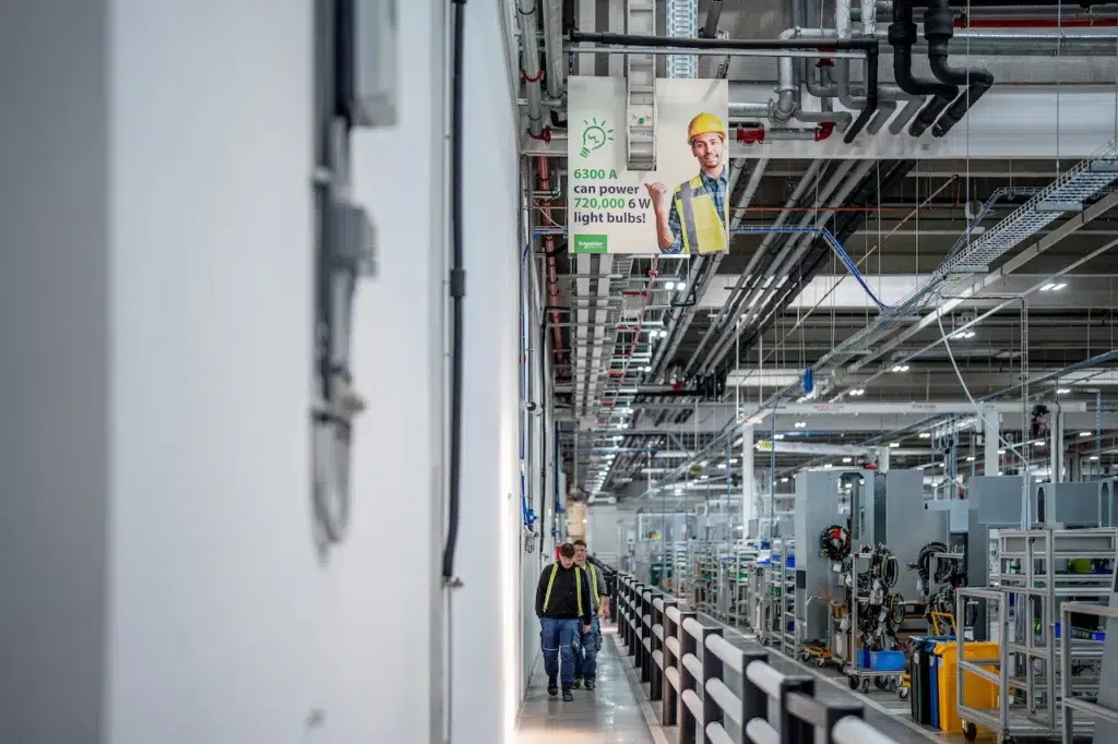Výrobný závod Schneider Electric v maďarskom Dunavecse
