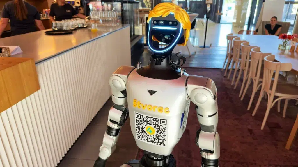 Robot Štvorec