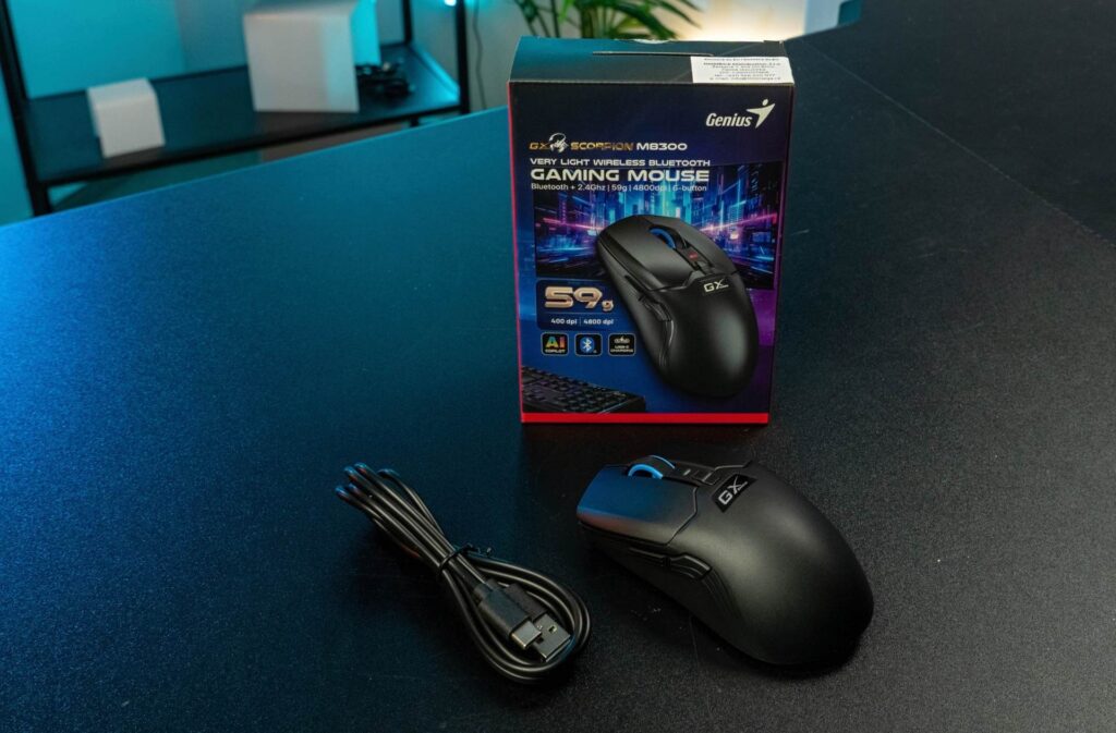 Genius Scorpion M8300
