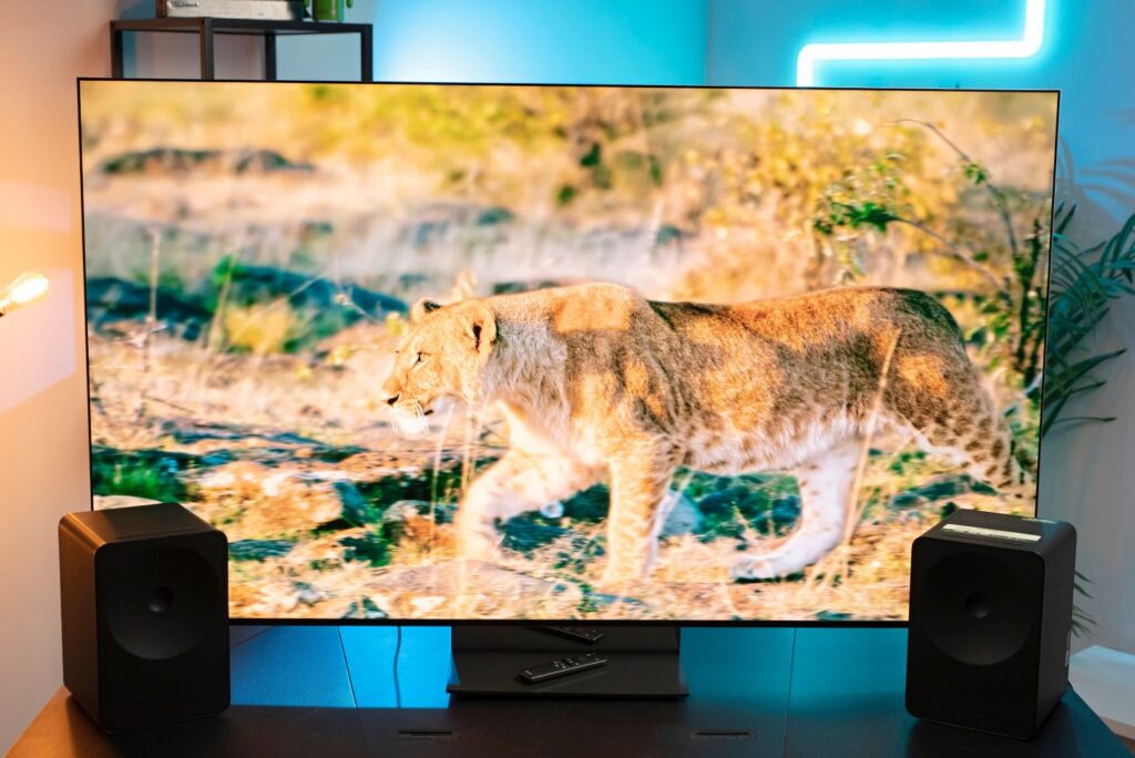 Samsung Micro RGB TV R95H