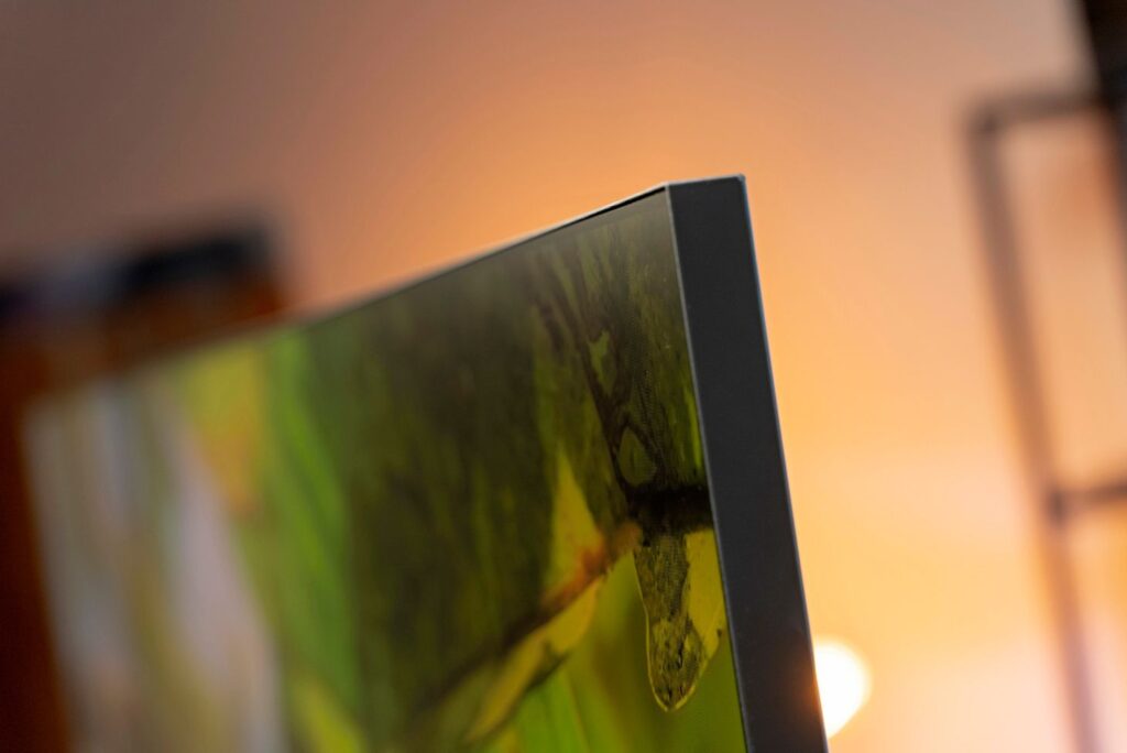 Samsung Micro RGB TV R95H