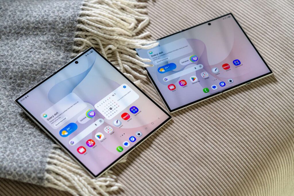 Porovnanie Galaxy Z Fold8 a Z Flip8