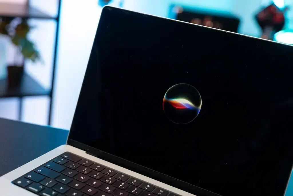 Nová Siri v macOS 27 funguje aj po slovensky