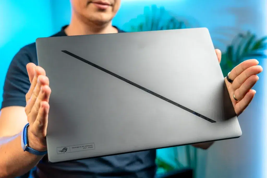 ROG Zephyrus G16 (2026)