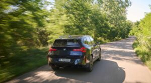 BMW iX3 na Transfăgărășane: 340 kilometrov bez nabíjania