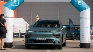 Salón elektromobilov