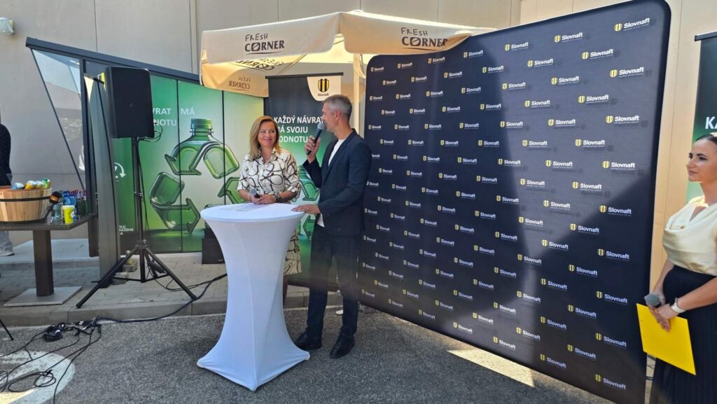 Tlačová konferencia pri spustení služby
