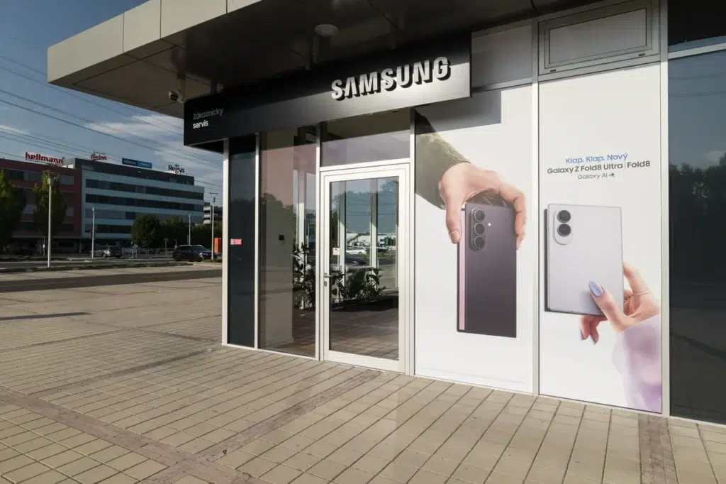 Nové zákaznícke servisné centrum Samsung v Bratislave
