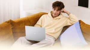 ASUS Vivobook S16