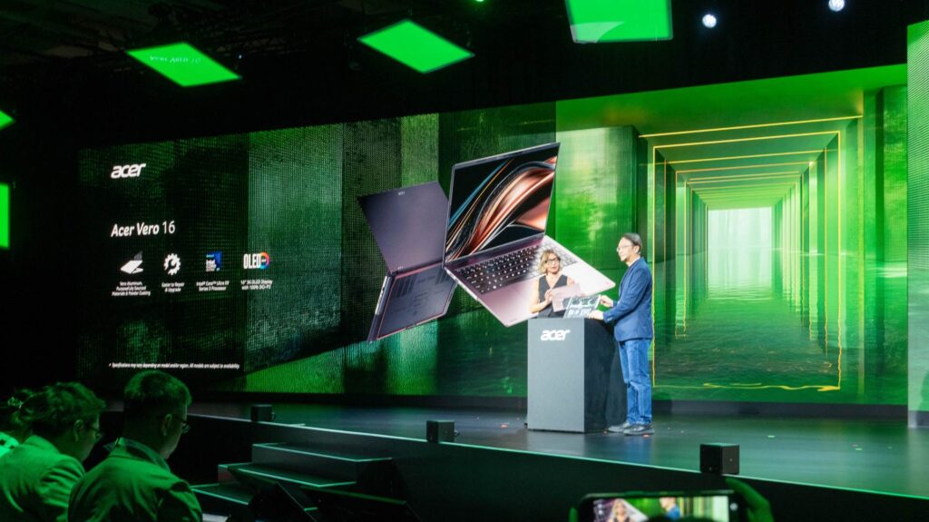 Acer Vero 16