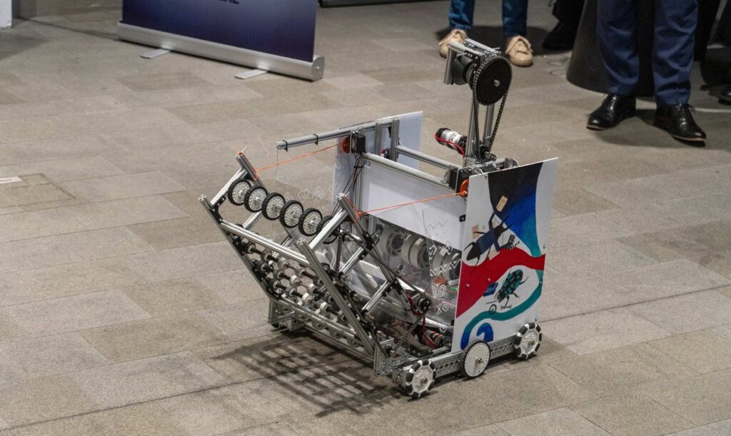 Súťažný robot