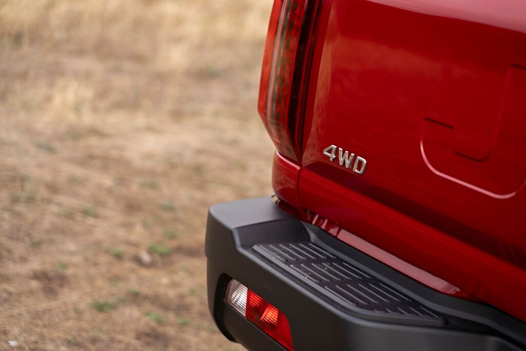 JAC T9