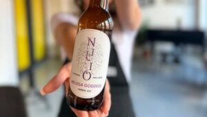 Nilio má nové nealkoholické pivo – Melissa Goddess