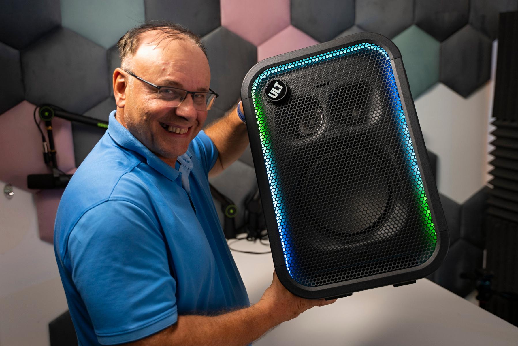 Sony predstavilo nové ULT TOWER reproduktory. Stavili na masívne basy a párty atmosféru