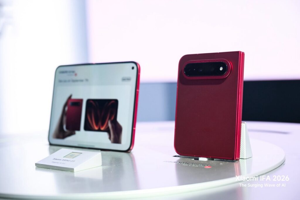 Xiaomi 18 Fold