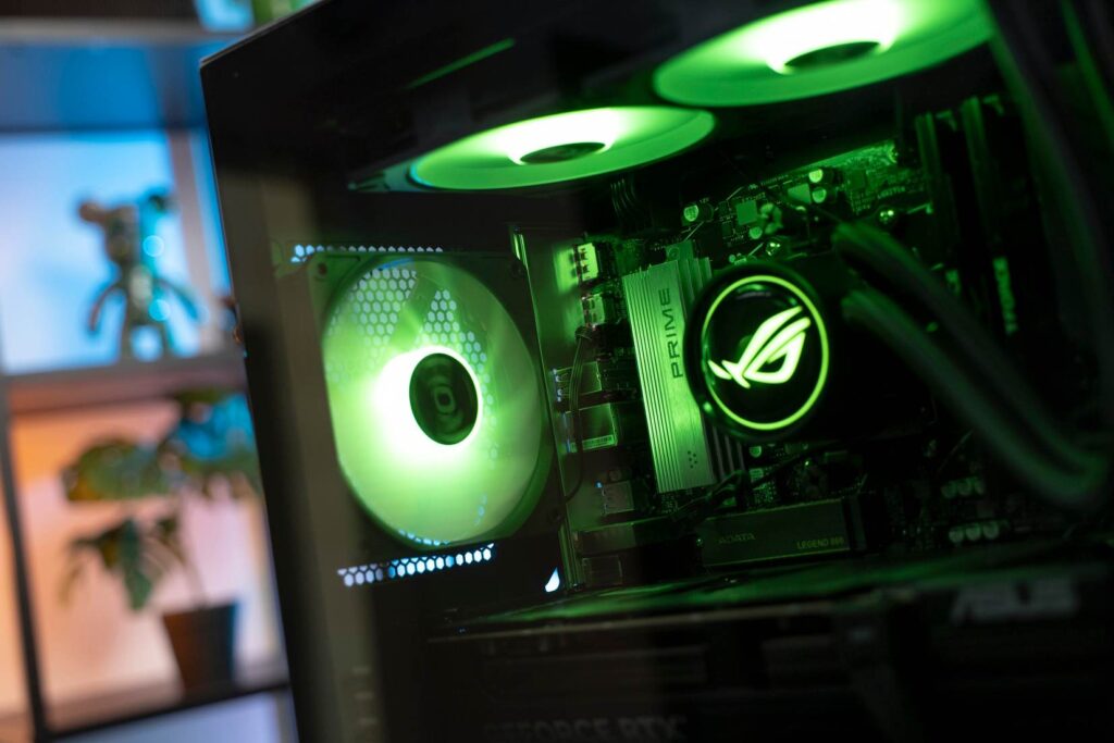 asus-rog-g700-2025