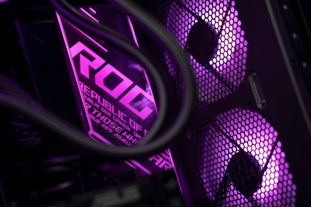 asus-rog-g700-2025