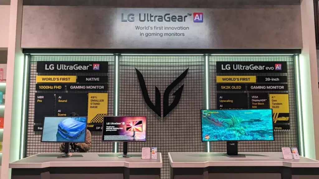 LG UltraGear 25G590B a LG UltraGear evo 39GX950B