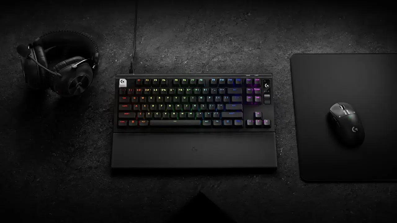Logitech G predstavil novinky pre hráčov. Medzi nimi je aj nová PRO X3 SUPERSTRIKE