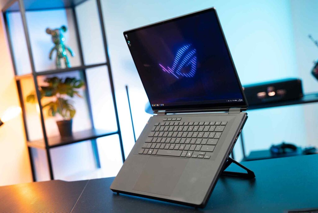 ROG Zephyrus Duo GX651AX