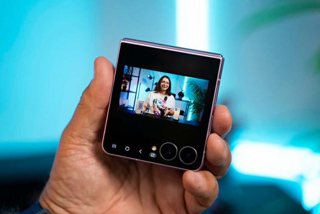 Samsung Galaxy Z Flip8