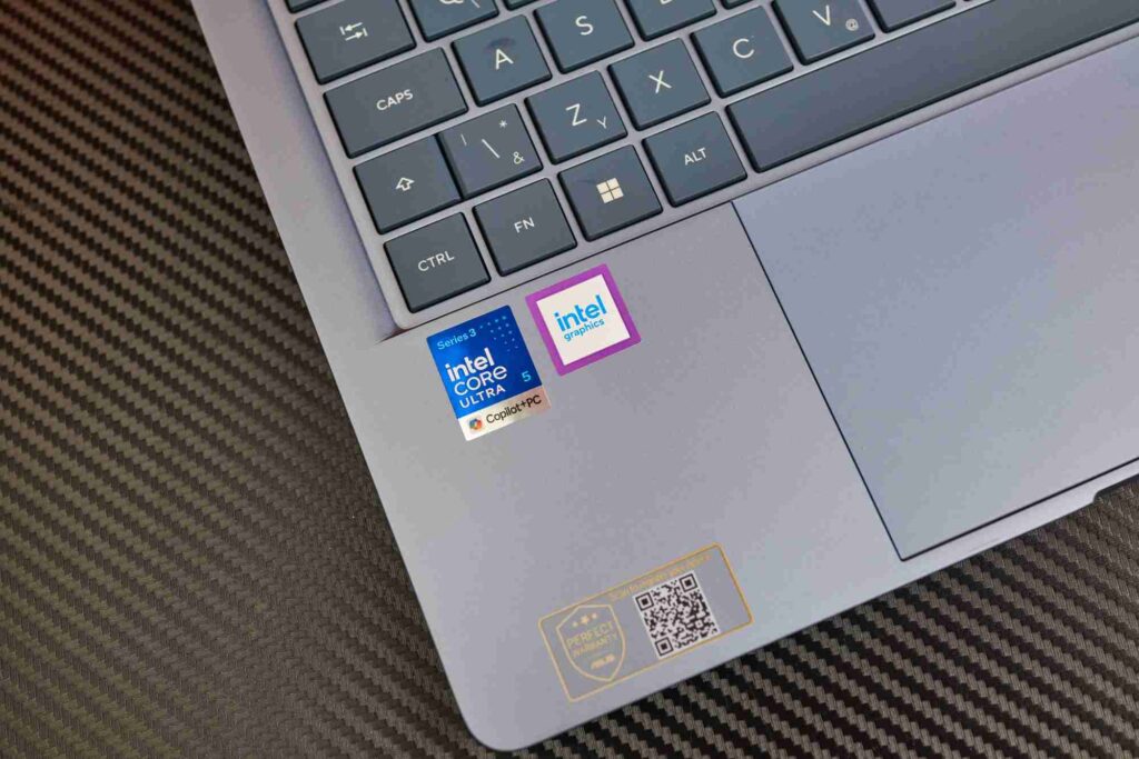 ASUS Zenbook 14 Intel a Qalc