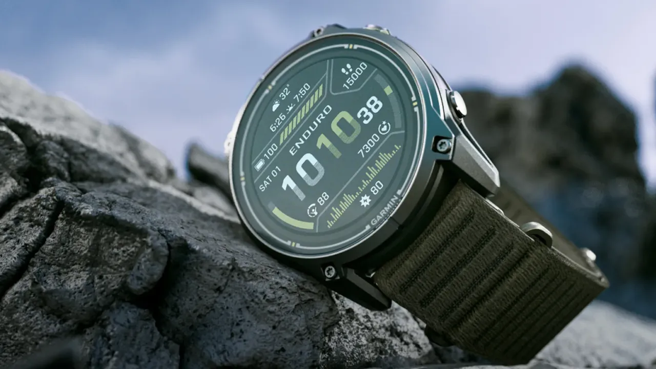 Nové Garmin Enduro 4 vydržia na jedno nabitie niekoľko mesiacov. Toto sú ich hlavné novinky